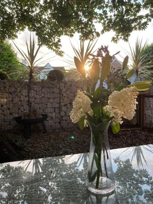 Delightful Self Contained Let In A Village Setting Апартаменты